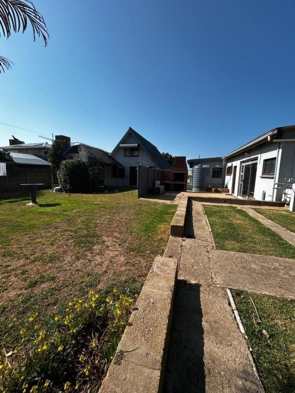 3 Bedroom Property for Sale in Stilbaai Wes Western Cape